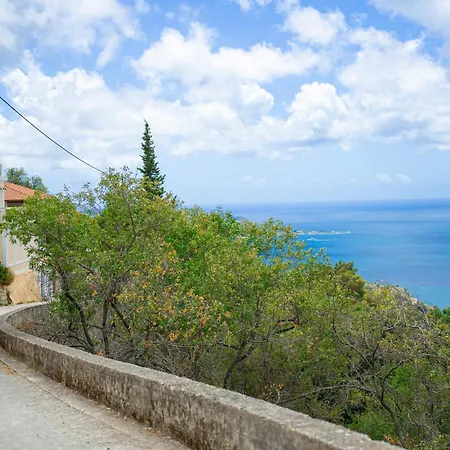Bay View * Kourouklata